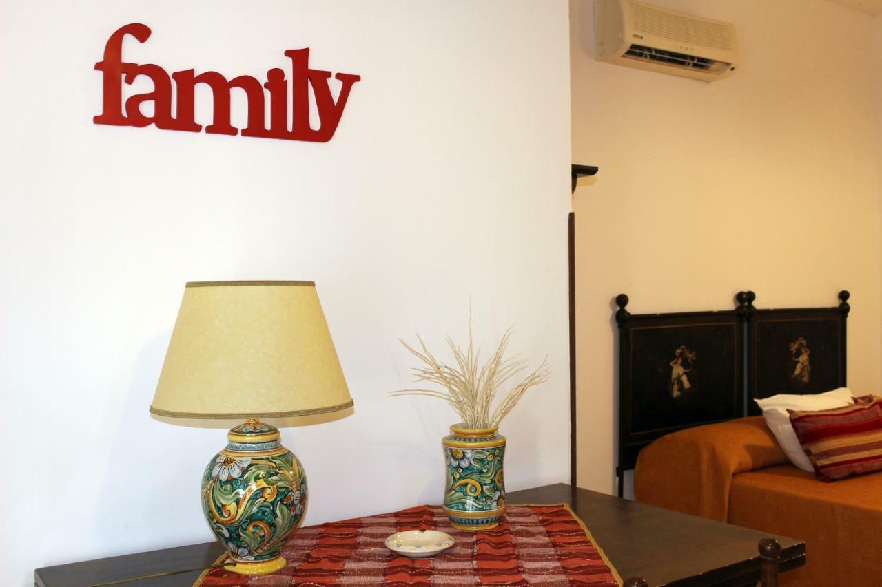 Monolocale Da Mariolina Apartment Macari Ngoại thất bức ảnh